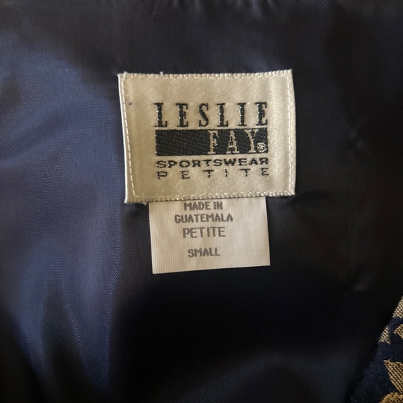 Vintage Leslie Fay brocade vest - Picture 5 of 5